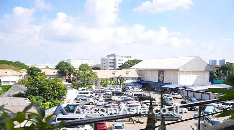 8  Office Space For Rent in Sukhumvit ,Bangkok BTS Phra khanong at Park Avenue AA14004